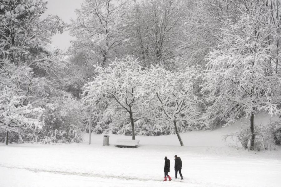 Es verunfallen deutlich mehr Menschen beim Wandern im Winter als noch vor zehn Jahren. (Symbolbild)