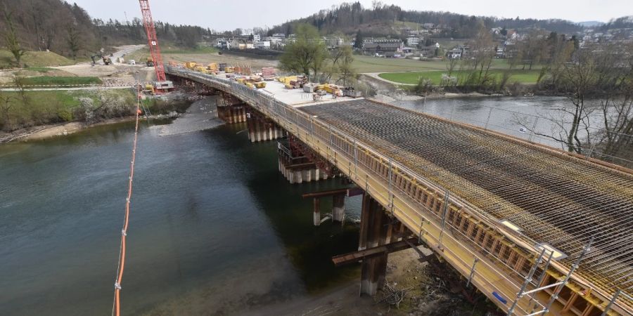 Mellingen neue Reussbrücke im Bau, 29.03.2022 - Kanton Aargau