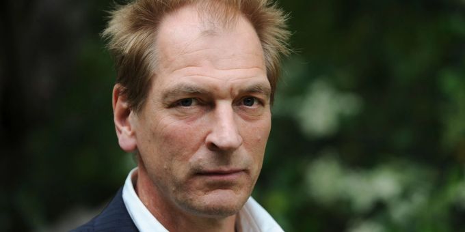 Lebt in der Nähe von Hollywood und ist laut Medienberichten ein begeisterter Bergwanderer: Julian Sands. Lebt in der Nähe von Hollywood und ist laut Medienberichten ein begeisterter Bergwanderer: Julian Sands.