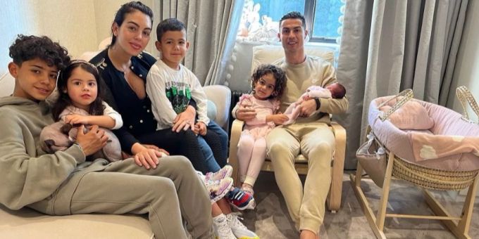 Trotz Wüsten-Transfer - Darum bleibt Ronaldos Familie wohl in Madrid