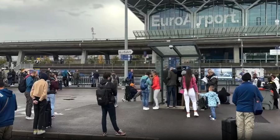 EuroAirport evakuiert Bombendrohung