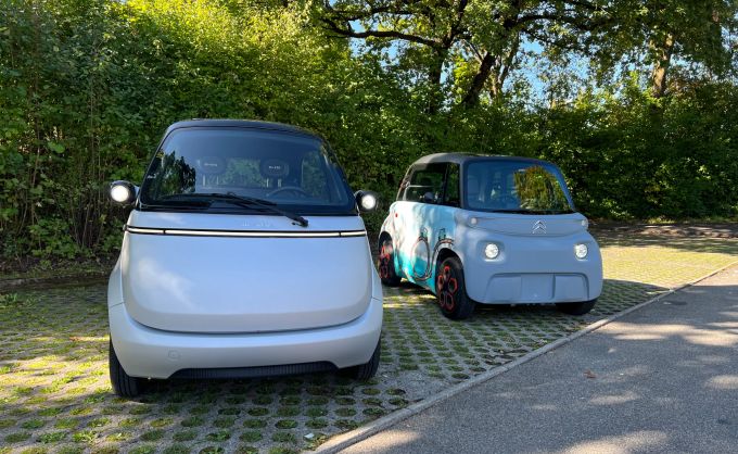 Der Microlino und der Citroen Ami gehören zu den kleinsten Autos, die es in der Schweiz zu kaufen gibt. Microlino und Ami