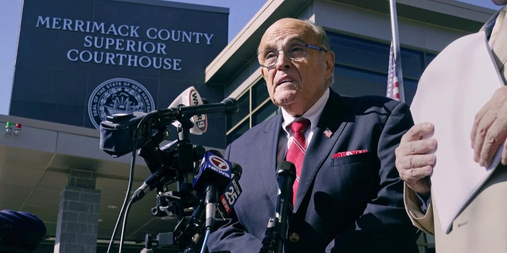 USA ExWahlhelferinnen verklagen Giuliani erneut