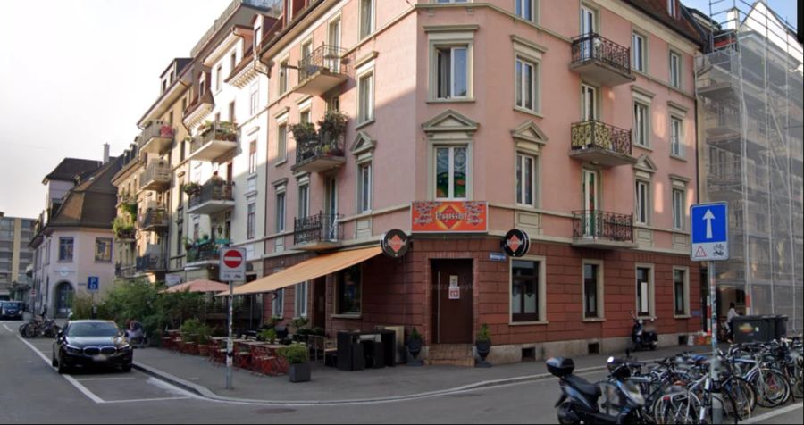 Der Angeklagte war unter anderem Geschäftsführer dieses berüchtigten Lokals in der Zürcher Langstrasse.