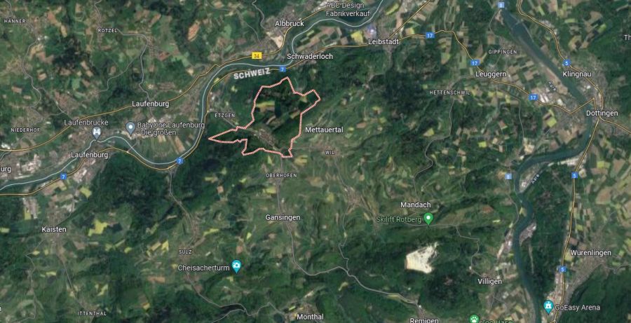 Denn: Wie sich nun herausstellt, liegt ein Teil der Gemeinde in einer Schutzzone des Bundes – die betroffenen Grundstücke dürfen nicht bebaut werden.