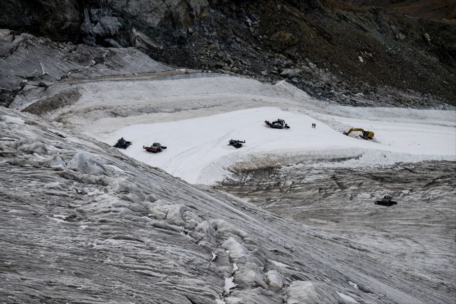 Die Bauarbeiten für die Weltcup-Piste in Zermatt sorgen für Wirbel.