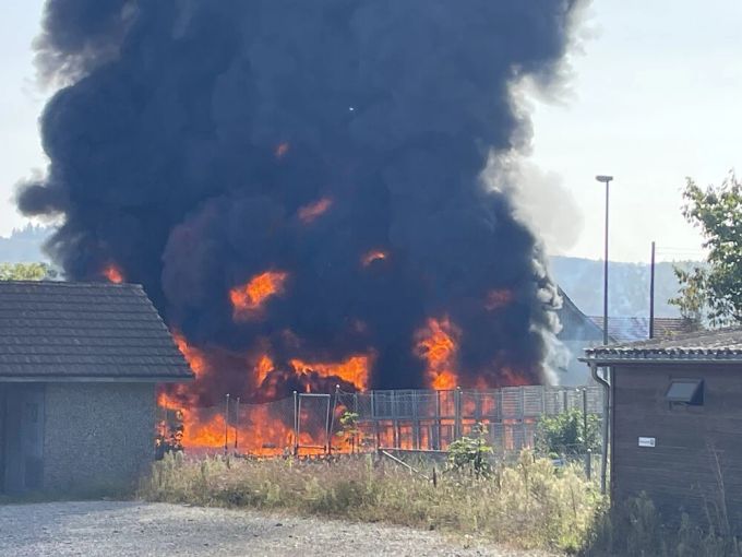 Die Feuerwehr konnte den Brand rasch löschen. Feuerwehr