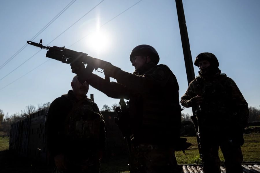 Im Februar letztes Jahr marschierten russische Truppen in die Ukraine ein.