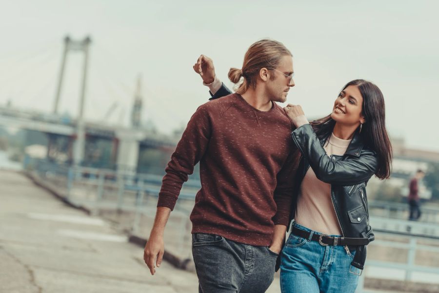 frau und mann, spaziergang, draussen