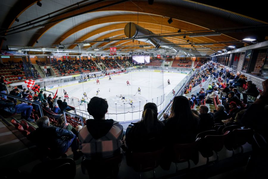EHC Winterthur Swiss League