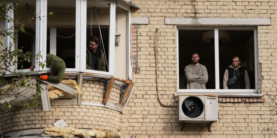 Beschädigtes Haus Kiew Ukraine