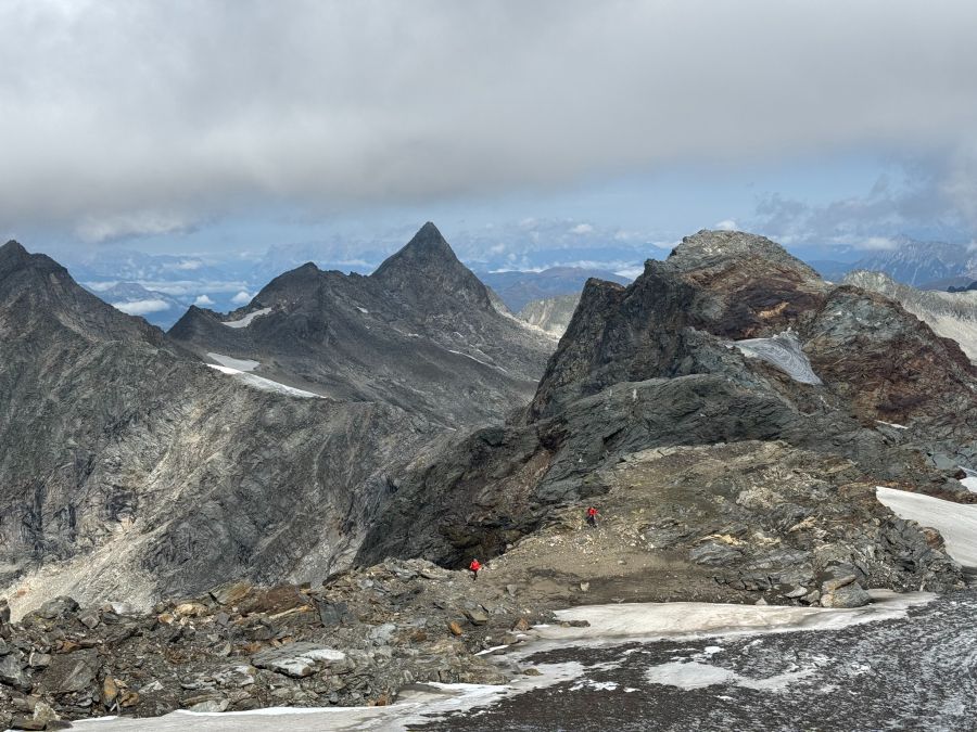 In den Kärntner Alpen war er zuletzt in einer Hütte, wie ein Eintrag in einem Buch zeigt.