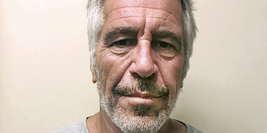 ARCHIV - Dieses Foto, zur Verfügung gestellt vom New York State Sex Offender Registry, zeigt Jeffrey Epstein. Foto: ---/AP/dpa - ACHTUNG: Nur zur redaktionellen Verwendung und nur mit ...