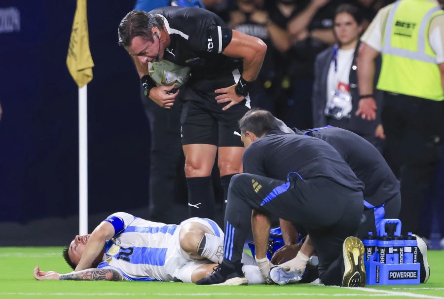 Lionel Messi muss im Copa-Final nach einer guten Stunde verletzt ausgewechselt werden.