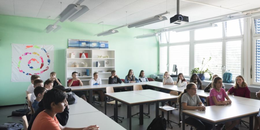Der Fremdsprachenunterricht und die Benotung bereiten an der Aargauer Volksschule Mühe. (Symbolbild)