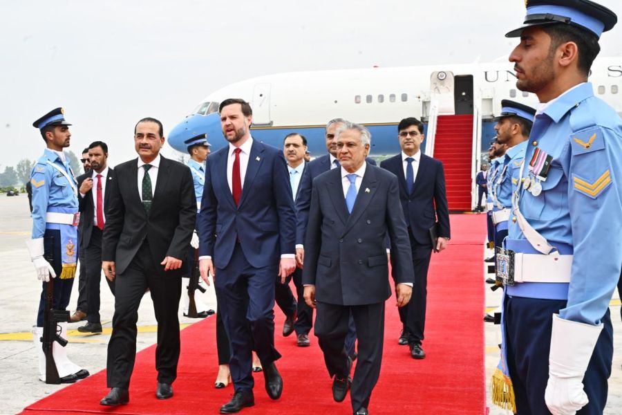 Die Friedensverhandlungen finden nun in Pakistan stattf. US-Vizepräsident JD Vance ist am Samstag in Islamabad gelandet.