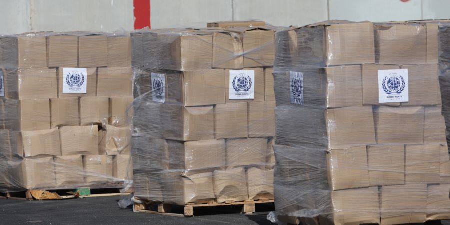 un