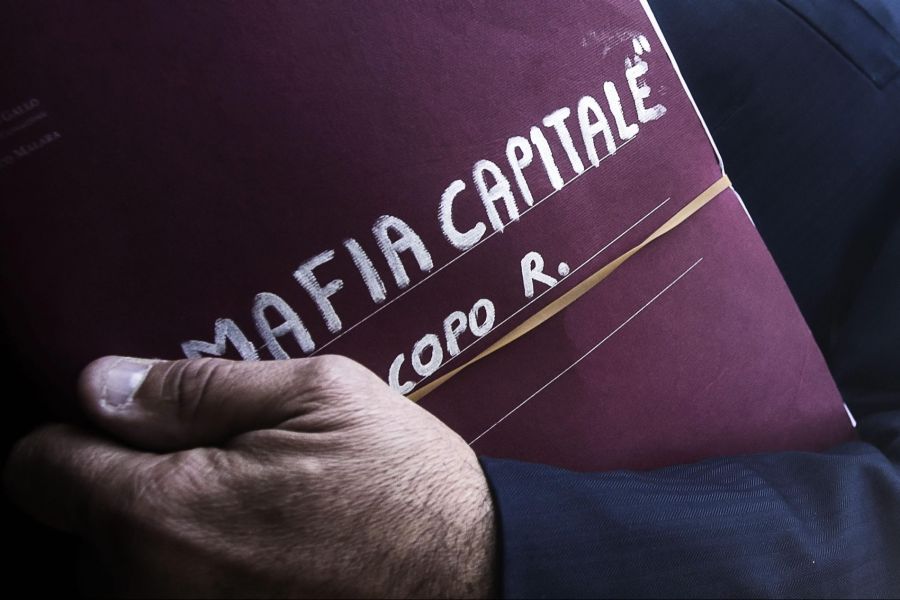 Gemäss Baier seien nebst der Mafia auch andere kriminellen Gruppen in der Schweiz aktiv.
