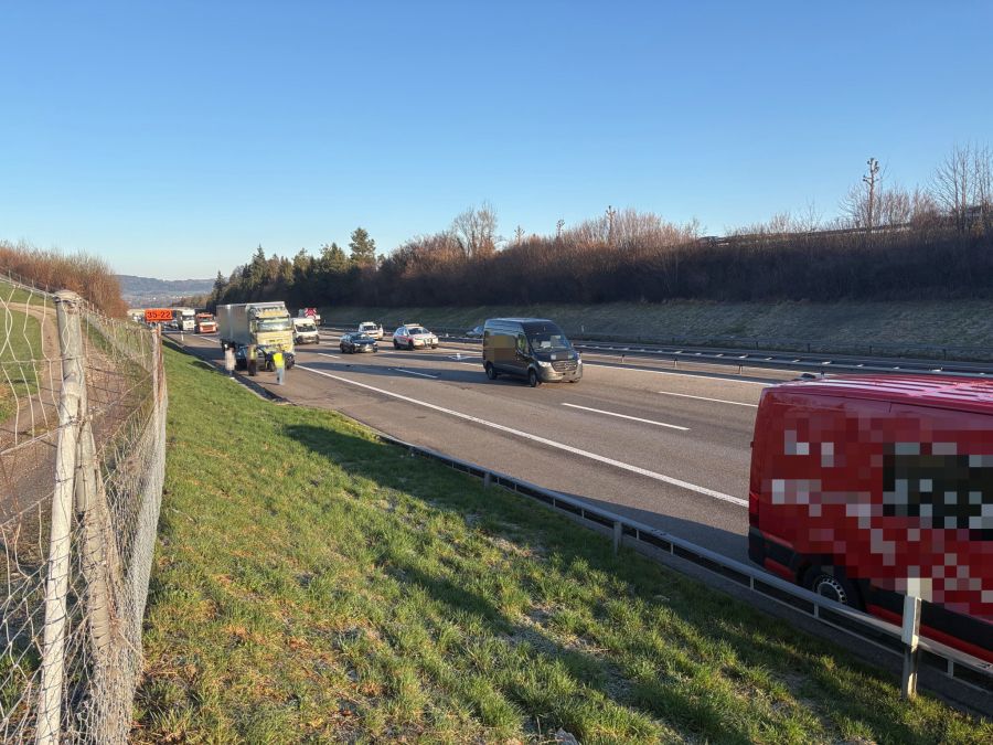 Der Unfall führte zu Stau im Morgenverkehr.