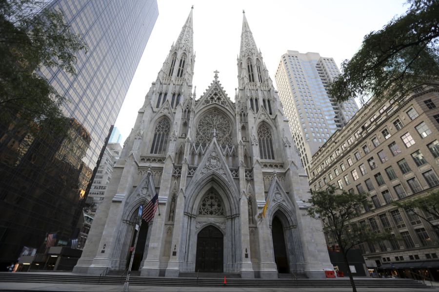 MRFF-Präsident Mikey Weinstein betont, dass solche Aussagen die Trennung von Kirche und Staat verletzen. Im Bild die St. Patrick's Cathedral in New York.
