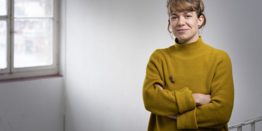 Julia Weber zeigt sich mit ihrem neuen Roman «Weil ich Ruth bin» einmal mehr als talentierte Autorin - und als Autorin ihrer Zeit. Die fantastische Geschichte über die besondere Ruth i...