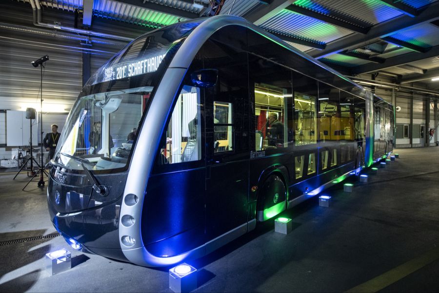 Der neue Elektrobus der spanischen Firma Irizar anlässlich einer Medienkonferenz der Verkehrsbetriebe Schaffhausen im Jahr 2019.