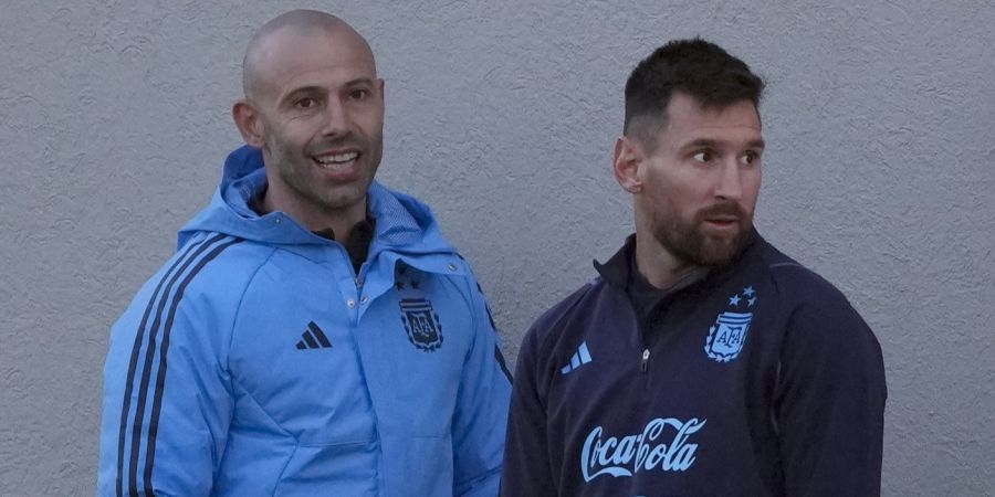 Javier Marscherano Lionel Messi