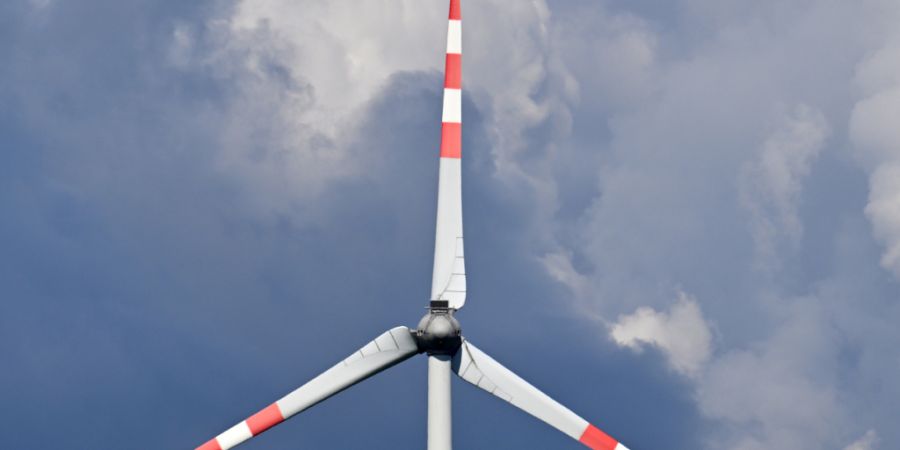Messungen sollen zeigen, ob sich ein Windprojekt in der Nähe von Wil wirtschaftlich rechnet. (Archivbild)