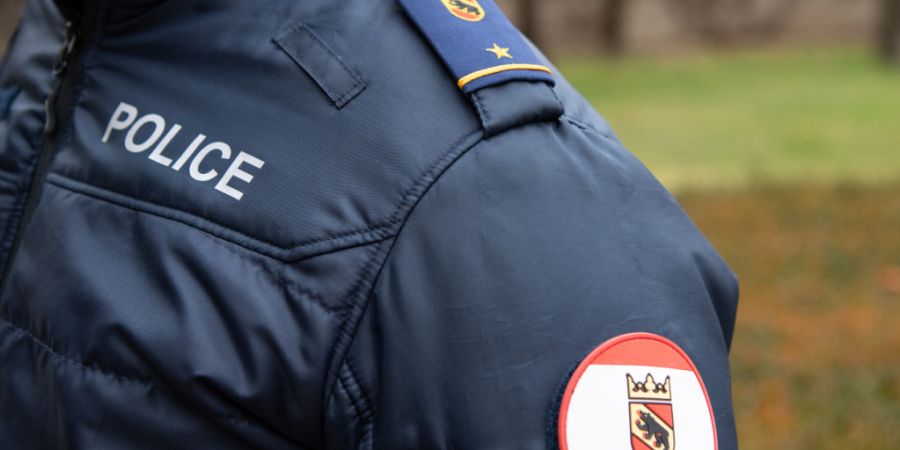 Neben der Kantonspolizei Bern standen ein Ambulanzteam, ein Helikopter der Rega sowie die Feuerwehren Thun und Sigriswil im Einsatz. (Symbolbild)