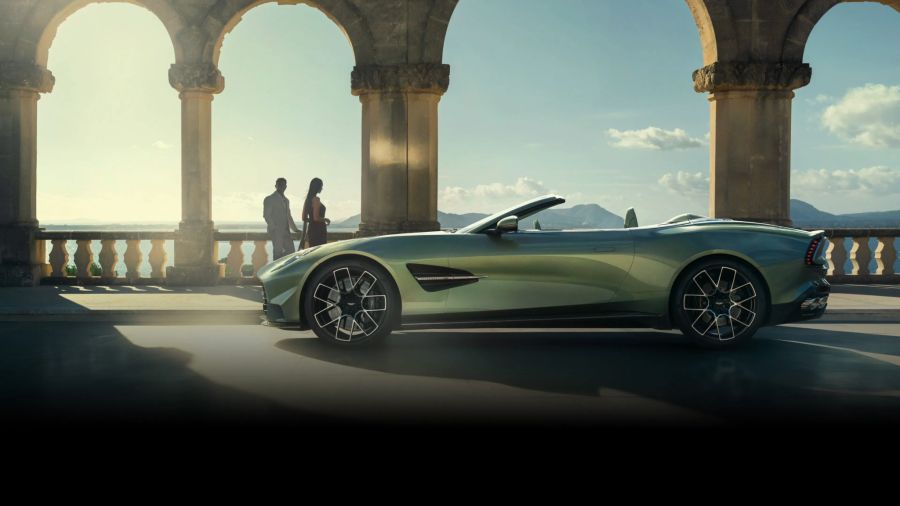 Aston Martin Vanquish Volante: