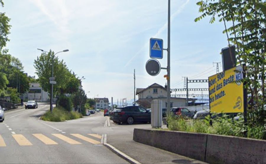 Der Unfall ereignete sich in der Nähe des Bahnhofs von Uetikon am See ZH.