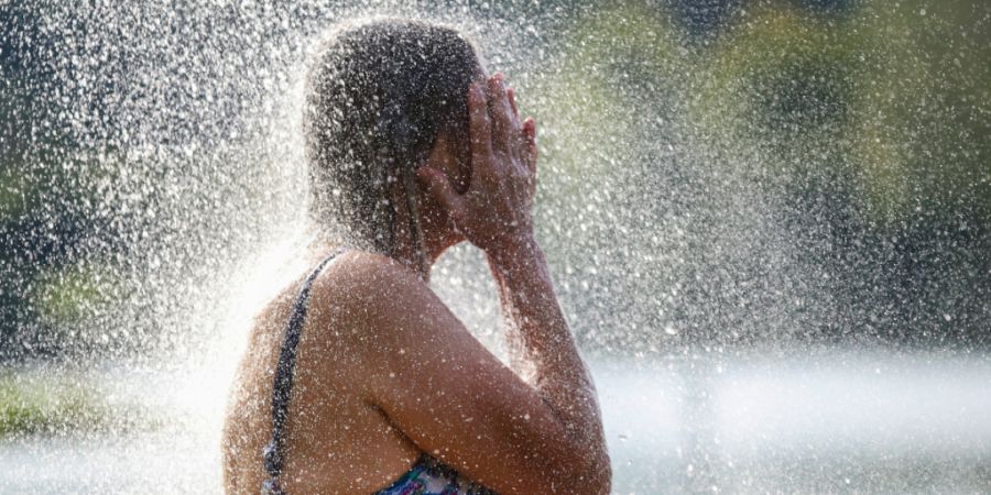 Mehrere Personen sind in Wetzikon an Legionellose erkrankt. Das Duschwasser könnte eine Ursache sein. (Symbolbild)