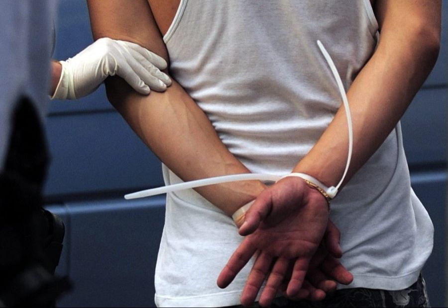 Die Nationalpolizei hat den Tatverdächtigen Angreifer festgenommen. (Symbolbild)