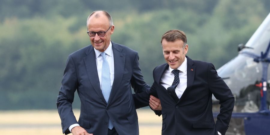Merz Macron
