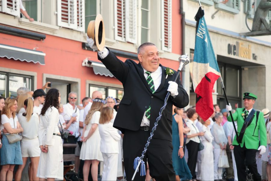 Impressionen vom Maienzug 2026 durch die Aarauer Innenstadt.