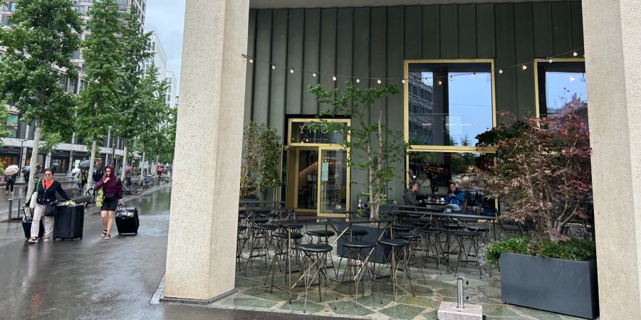 YNOS Bar