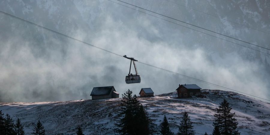 Seilbahn-Kabinen Symbolbild