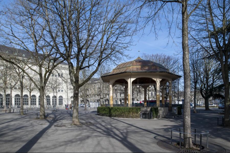 Die Stadthaus-Anlage in Zürich mit dem Pavillon.