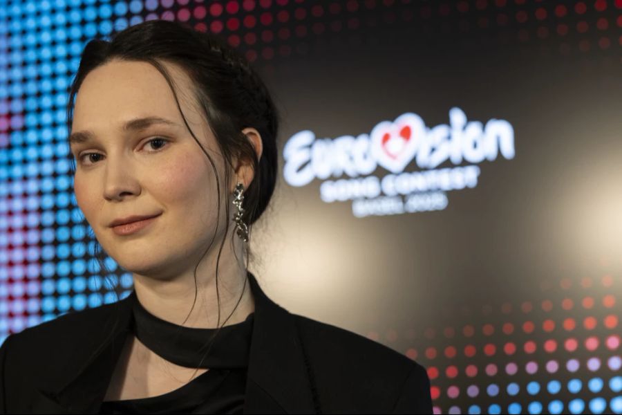 Zoë Më ESC