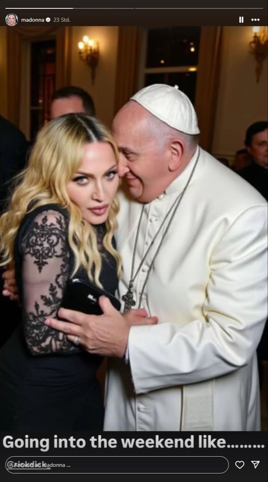 Madonna postet zwei KI-Fotos mit dem Papst.