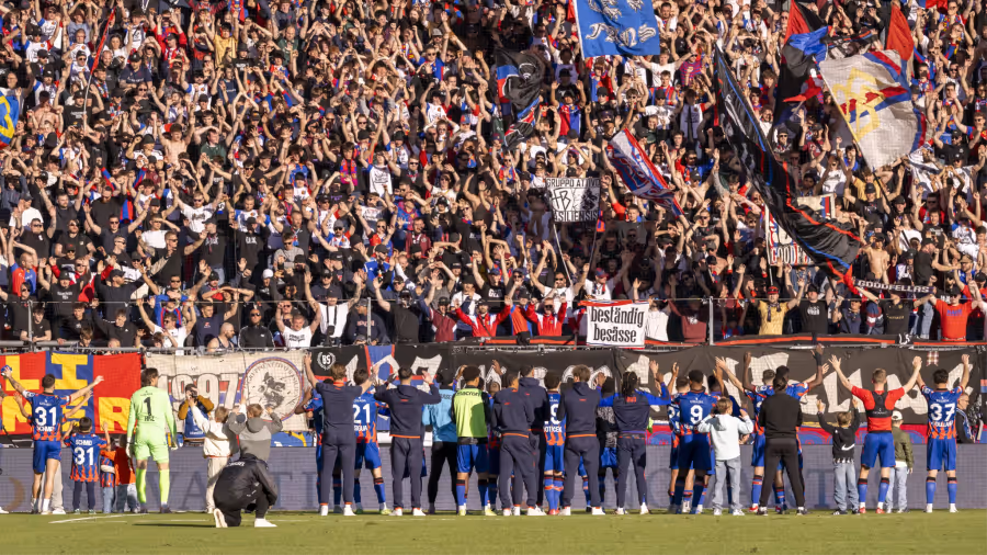 FC Basel team on the field