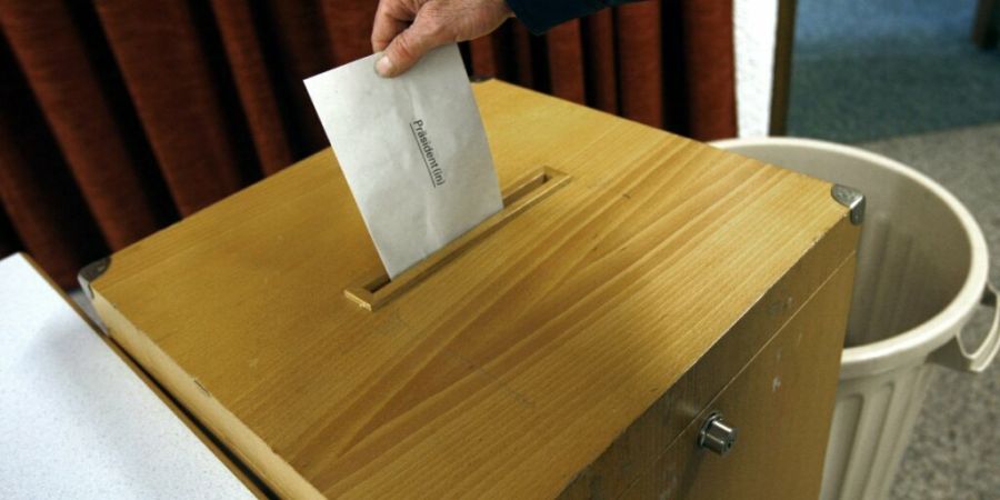 Finanzfragen von grosser Tragweite sollen in Ittigen künftig zwingend an der Urne entschieden werden. (Symbolbild)