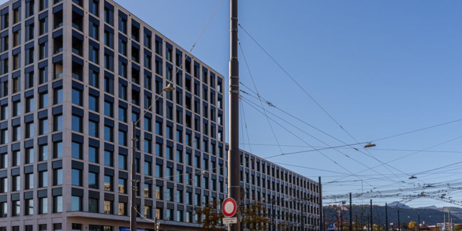 Das neue Verwaltungsgebäude des Kantons Luzern in Emmenbrücke ist bezugsbereit.