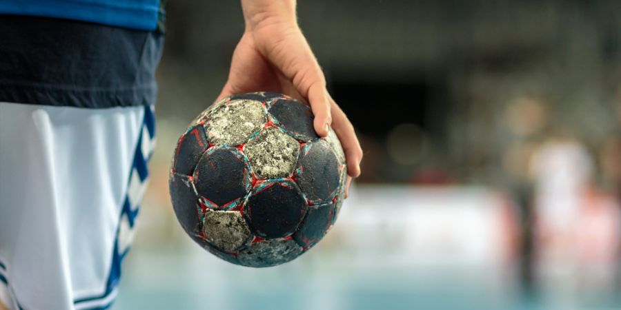 Handball (Symbolbild)