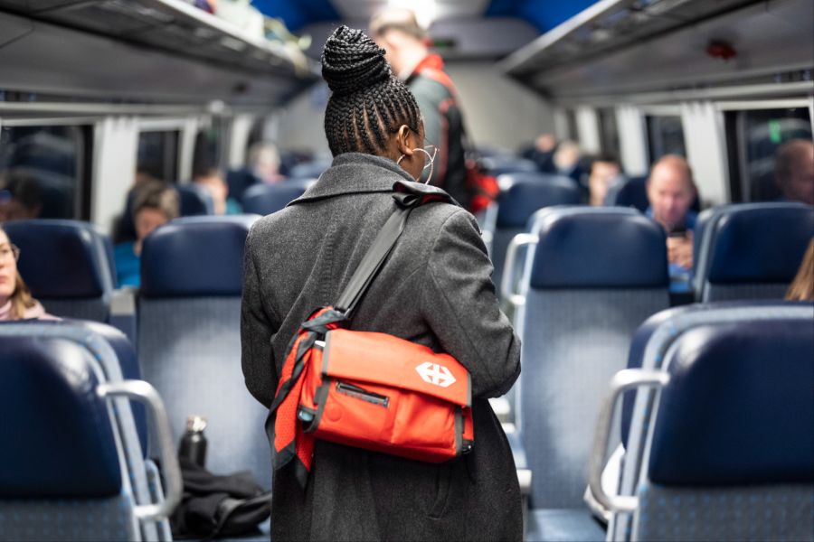 Auch das Bahnpersonal ist häufig von aggressivem Verhalten der Fahrgäste betroffen.