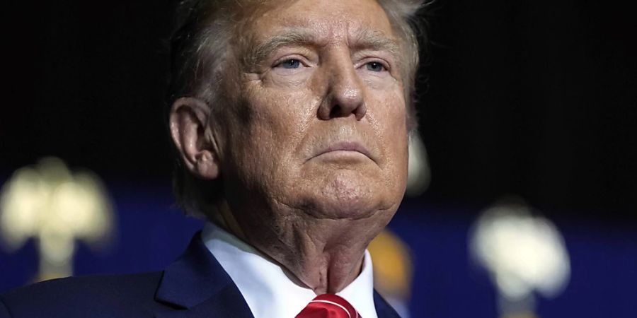 ARCHIV - Donald Trump bei einer Wahlkampfveranstaltung im US-Bundesstaat Georgia. Foto: Mike Stewart/AP/dpa