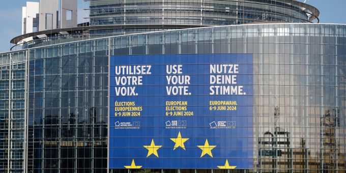 Brüssel - Frieden und Demokratie sind Deutschen bei Europawahl wichtig