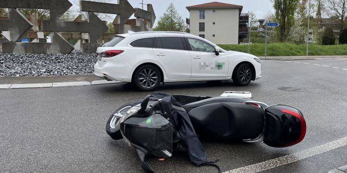 Wittenbach: Unfall zwischen Auto und Motorrad. Wittenbach: Unfall