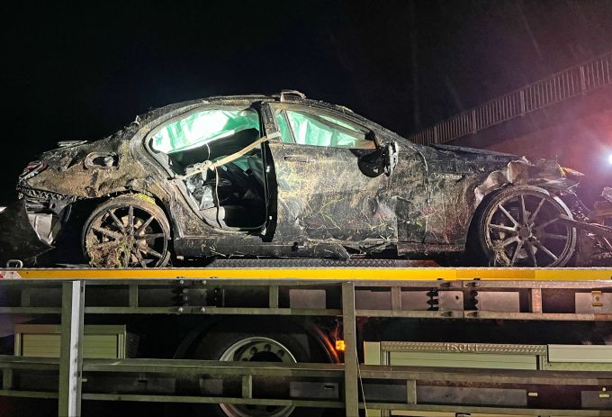 Am Fahrzeug entstand ein Totalschaden. Totalschaden