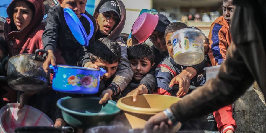 Hilfsorganisationen sprechen von einer dramatischen Versorgungslage im abgeriegelten Gazastreifen. (Foto Archiv)